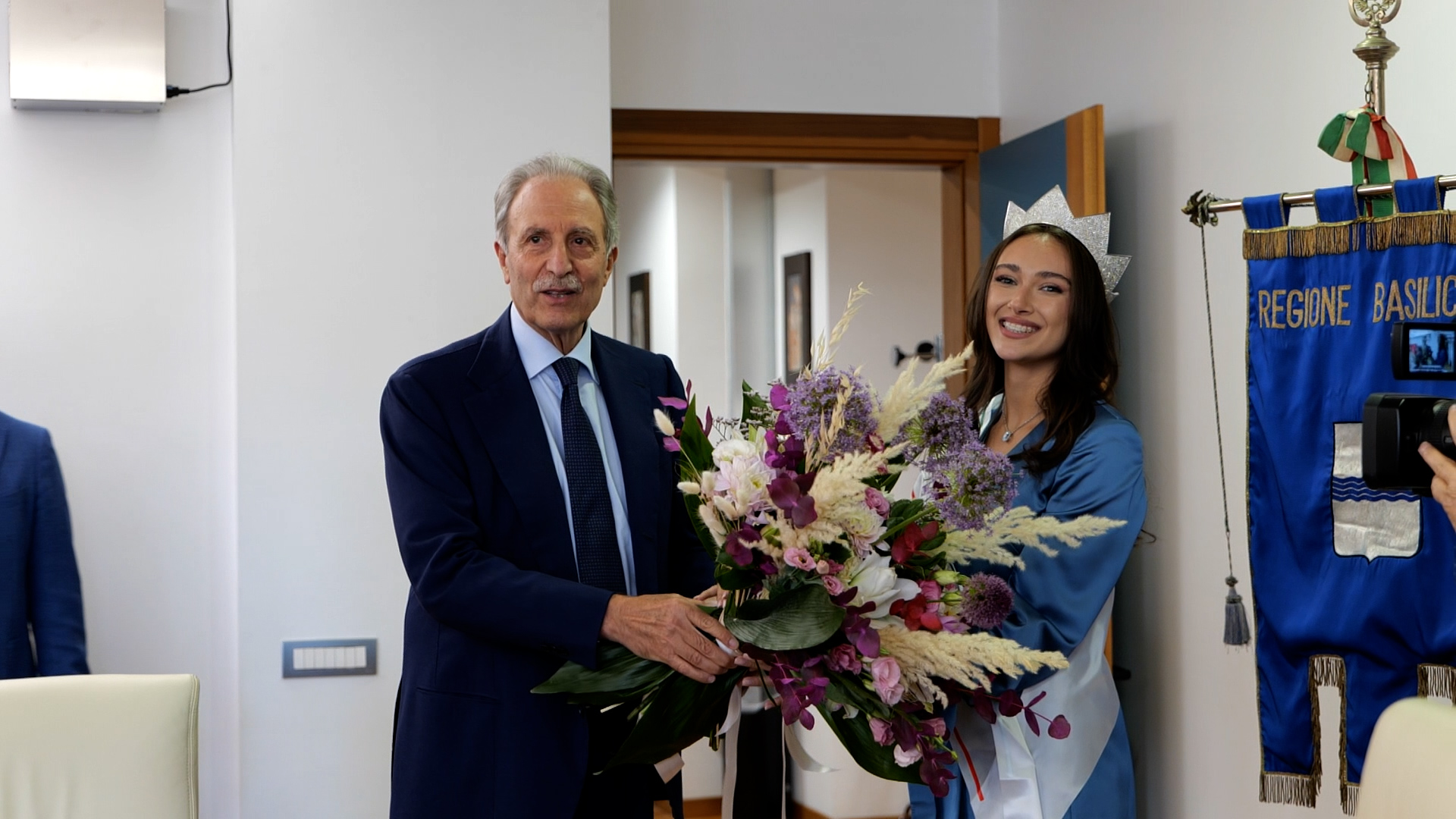 IL PRESIDENTE BARDI ACCOGLIE MISS ITALIA